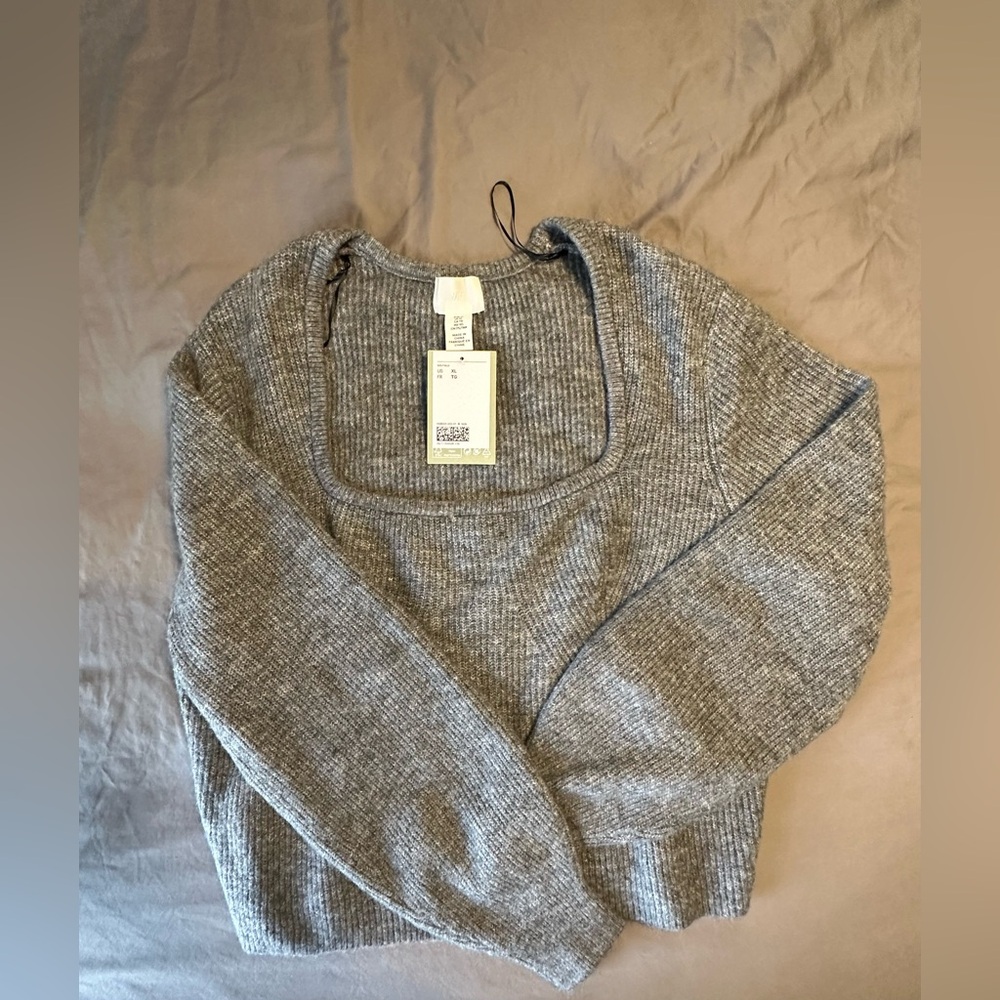 H&M Sweater with square neck